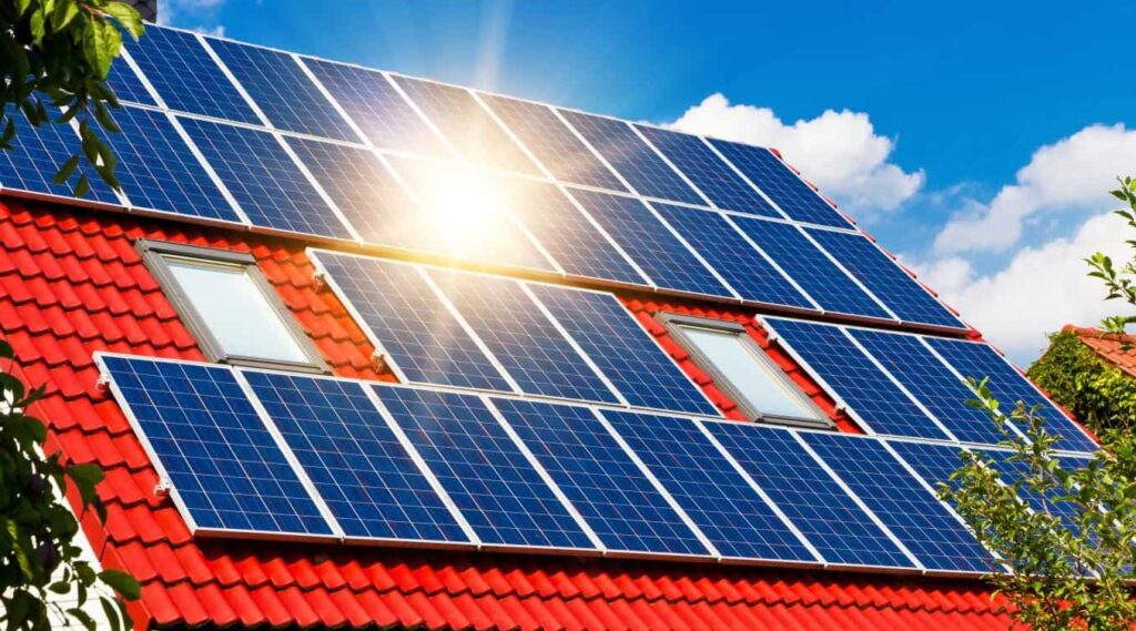 какое количество энергии дают солнечные батареи